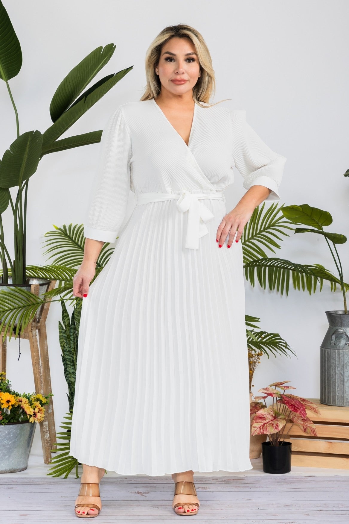 Plus Size Solid Pleated Maxi Dress