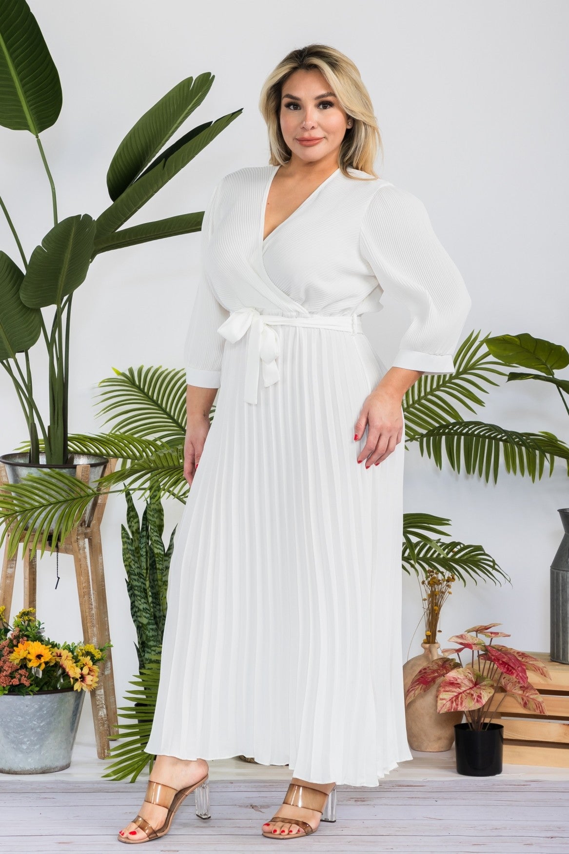 Plus Size Solid Pleated Maxi Dress