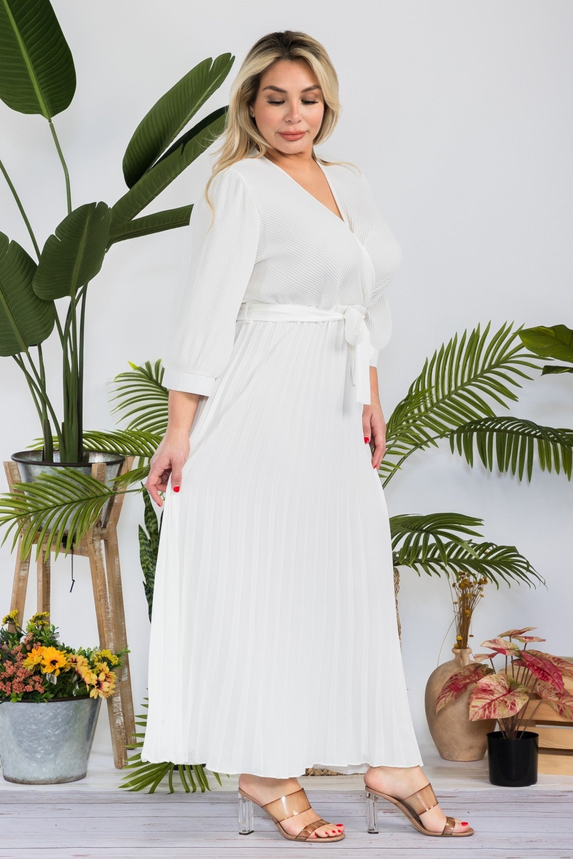 Plus Size Solid Pleated Maxi Dress