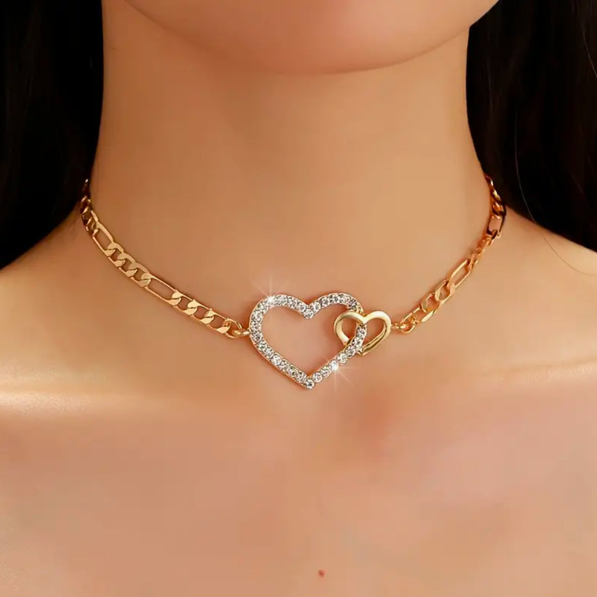 Luxurious Double Heart Rhinestone Choker Necklace