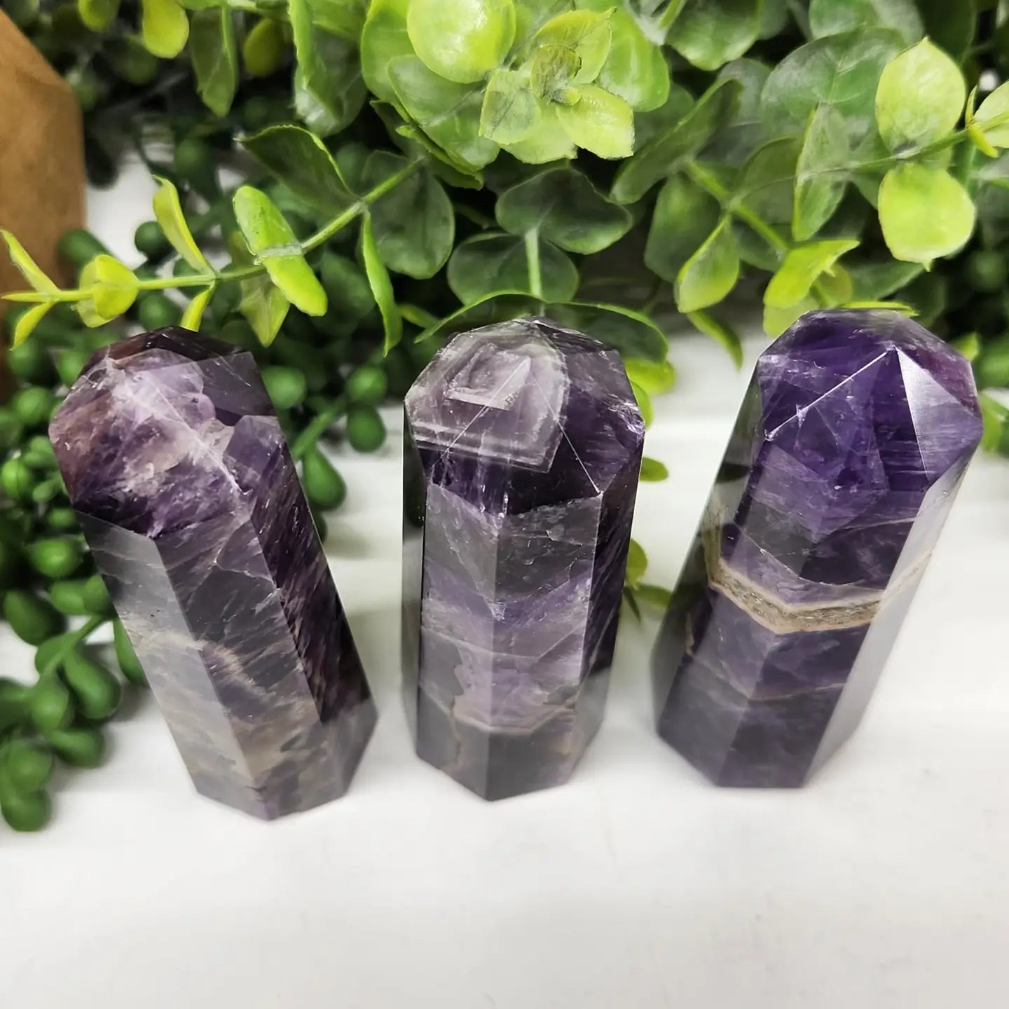 Chevron Amethyst 8-Faceted Tower (Apx. 3.5-3.75"/8.9-9.5cm)